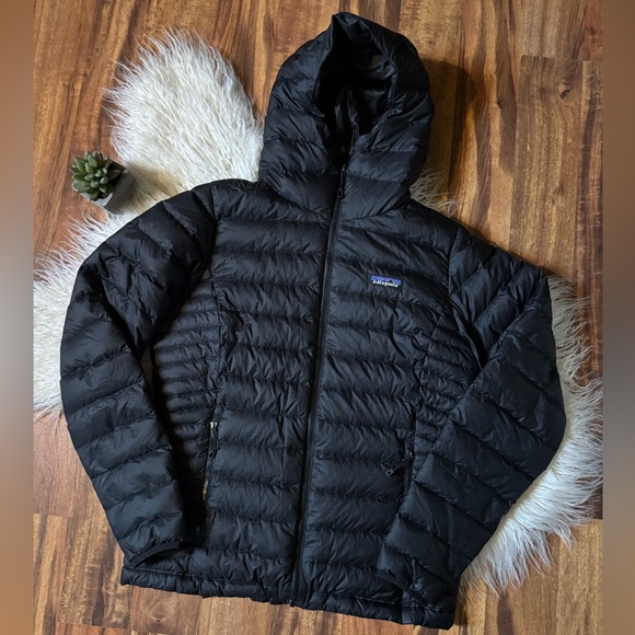 Patagonia Women's Down Sweater Hoody Puffer Jacket Black